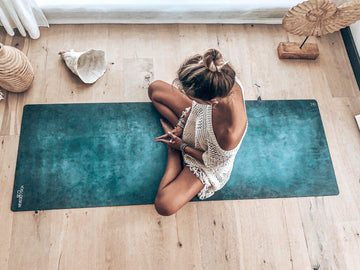 Combo Yoga Mat: 2-in-1 (Mat + Towel) - Aegean Green - Lightweight & Best Hot Yoga Mat