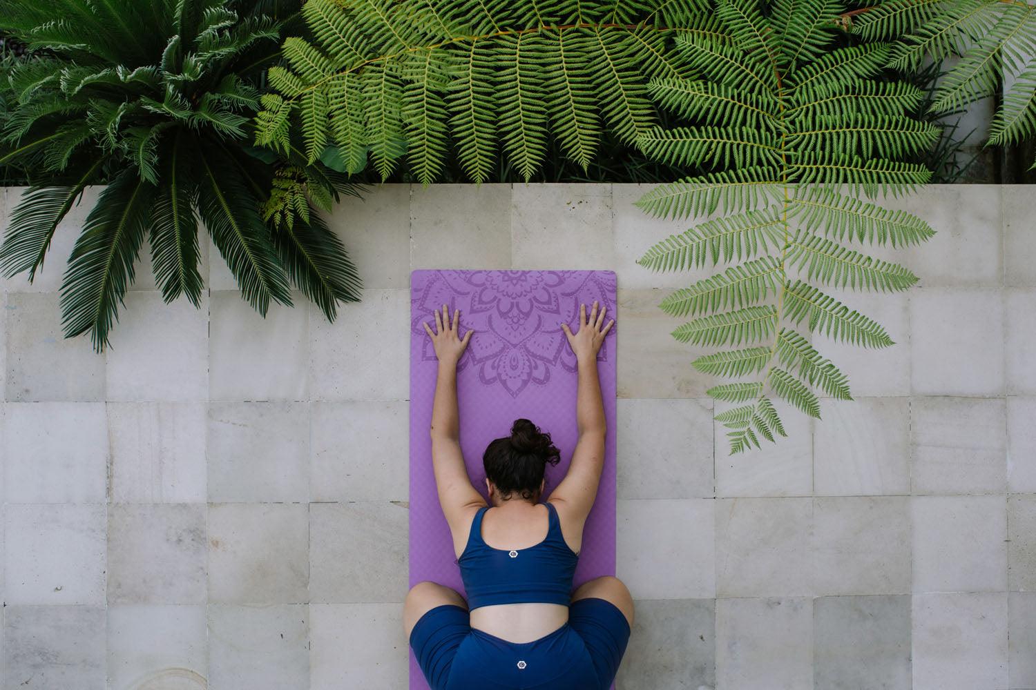 Best Flow Yoga Mats for Beginner Yogis & Non-Slip - Lavender